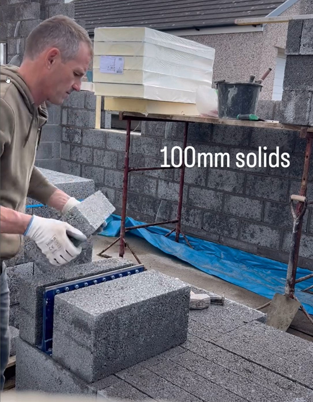 Block Master cuts solid blocks quickly and safely without noise or dust